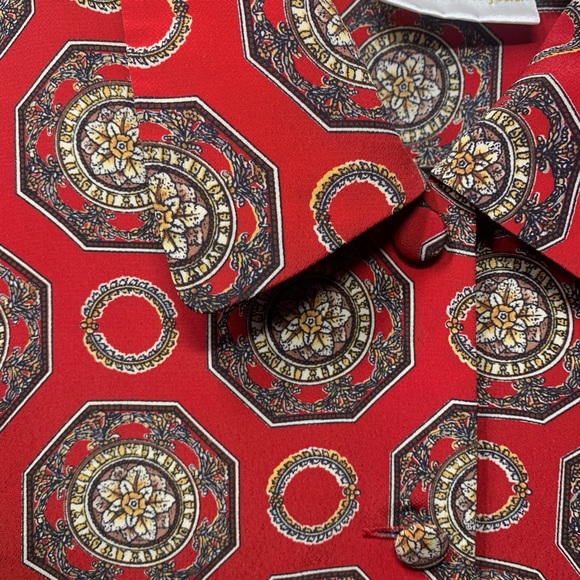 Red patterned button up - Picture 2 of 3
